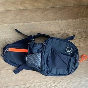 Asics Nylon Fanny Pack Hydration Waist Bag with 1 Bottle Holder